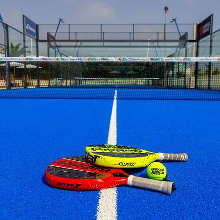 Capo Bay Hotel Protaras Exterior foto A paddle tennis court