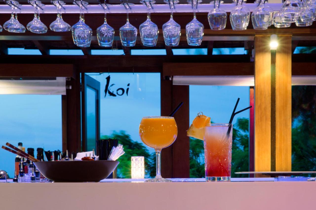 Capo Bay Hotel Protaras Exterior foto The bar at the Koi restaurant